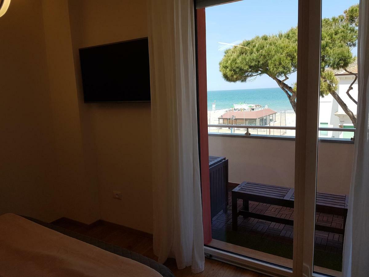 Apartament Crima Mare Luxury Misano Adriatico Zewnętrze zdjęcie