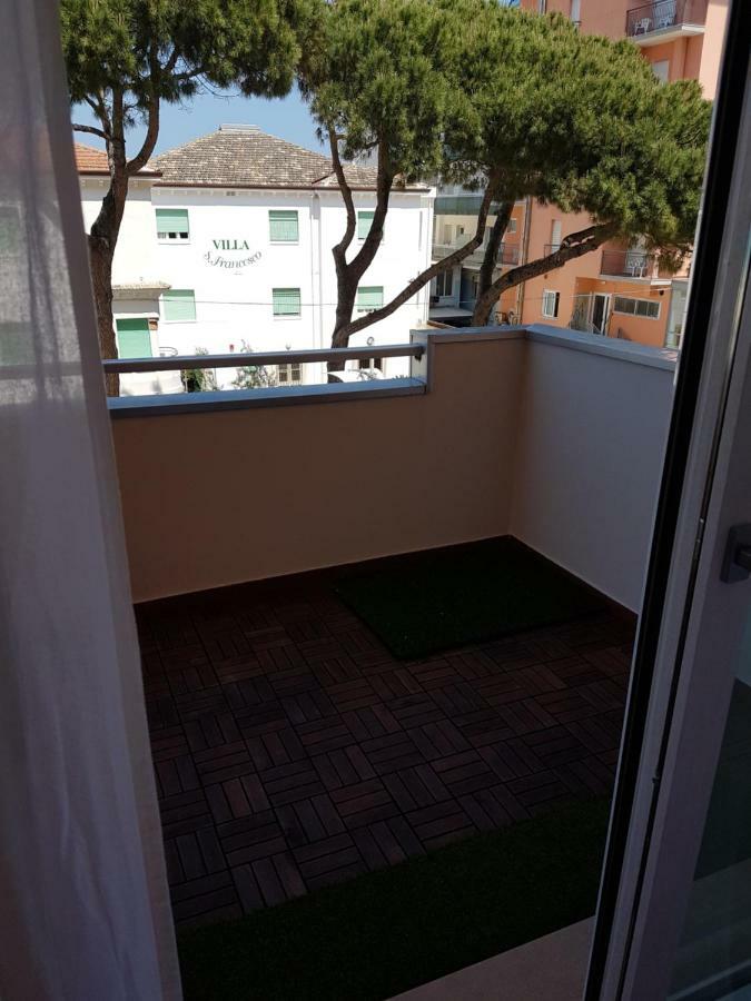 Apartament Crima Mare Luxury Misano Adriatico Zewnętrze zdjęcie